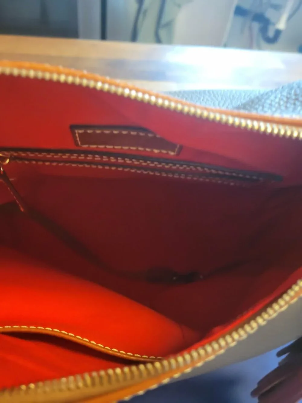 Dooney & Bourke like new